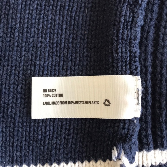 Baby GAP Sweater Outfit - Picture 4 of 4